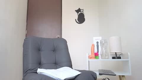   online show from 10.17.25