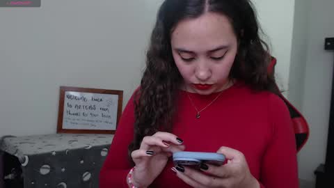 Snapshot of artemisnature chatting on 01.21.25 Hey there you can call me Sofia online show from 01.21.25