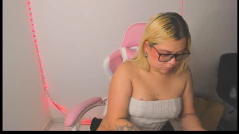 Val online show from 02.17.26