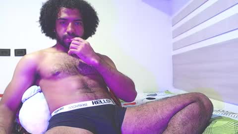 Snapshot of arthur_jamess chatting on 12.19.24 arthur_jamess online show from 12.19.24