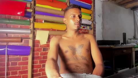 Arthurcock Independent Model online show from 12.17.24