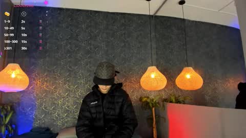 Snapshot of arthurcox_ chatting on 10.08.25 arthurcox_ online show from 10.08.25