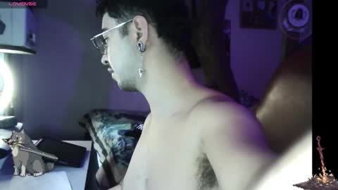 Snapshot of artorias_4 chatting on 01.13.25 artorias 4 online show from 01.13.25