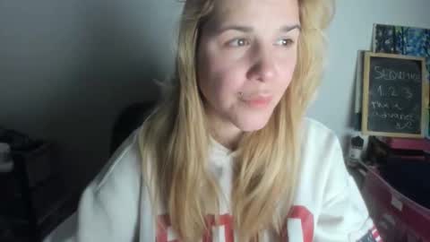 MIA online show from 01.12.26