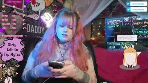 ArtsyHeartsyy online show from 01.06.26