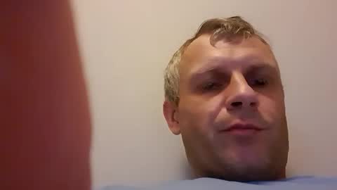 Snapshot of arturporshe69 chatting on 11.30.25 arturporshe69 online show from 11.30.25