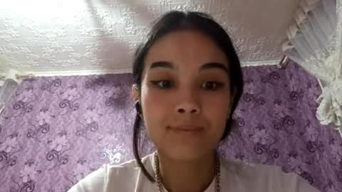 Amina online show from 12.05.25