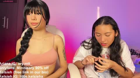Snapshot of ary_and_kel chatting on 02.05.25 Ariana and Kelsieh online show from 02.05.25