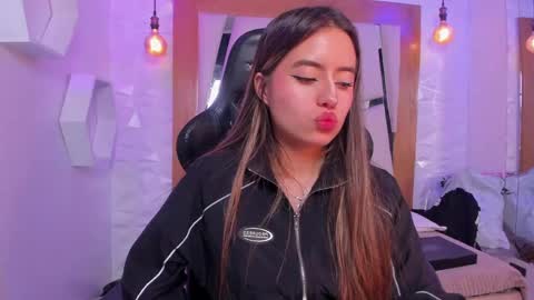 Ary Cooper online show from 10.27.25