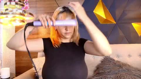 sofia online show from 04.20.26