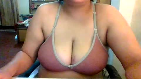Snapshot of aryaastaark18 chatting on 07.22.26 aryaastaark18 online show from 07.22.26