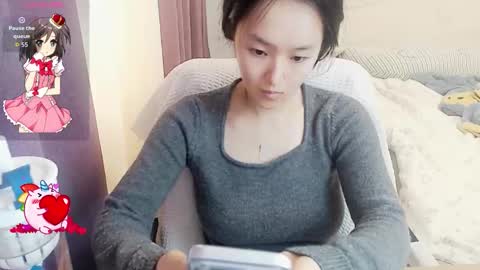 Snapshot of arylia_3 chatting on 11.01.25 Lily online show from 11.01.25