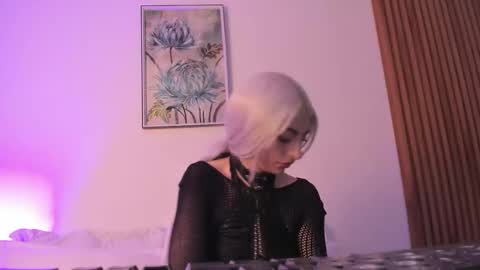 Asami Yaeko              online show from 10.10.25