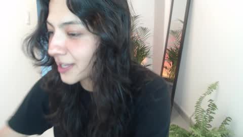 Snapshot of asaray_t chatting on 03.15.26 Saray online show from 03.15.26