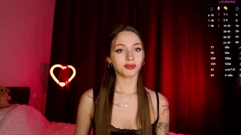 Snapshot of ash__care chatting on 07.24.26 Alice online show from 07.24.26