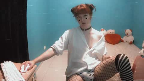 Snapshot of ash__star chatting on 11.15.25 Ash online show from 11.15.25