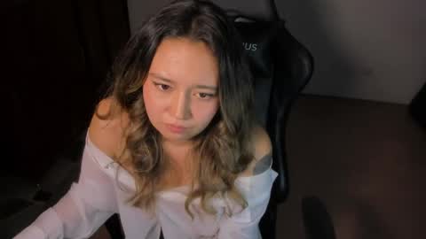 ash_smith1 online show from 06.03.26