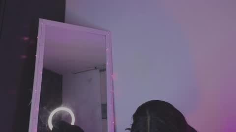 Snapshot of ashe_e chatting on 02.13.25 Ashe online show from 02.13.25