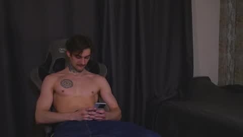Jerk Machine online show from 05.12.26