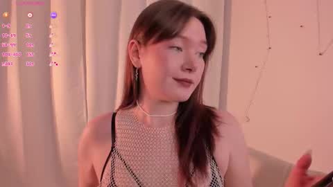 Snapshot of ashhasmy chatting on 10.29.25 Ash online show from 10.29.25