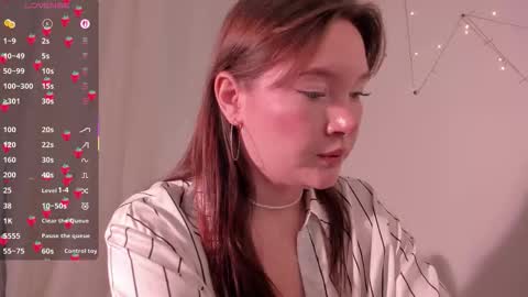 Snapshot of ashhasmy chatting on 11.02.25 Ash online show from 11.02.25