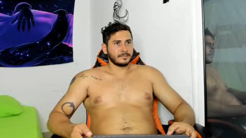 Snapshot of ashlan_king chatting on 09.15.25 ashlan_king online show from 09.15.25