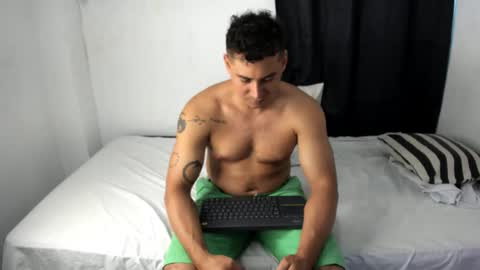 Snapshot of ashlan_king chatting on 10.13.25 ashlan_king online show from 10.13.25