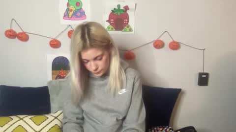 Ashlee online show from 02.01.26