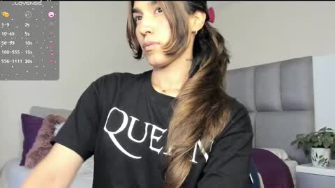 Carolina  online show from 03.11.25