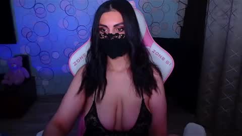   Yasmina   online show from 10.29.25