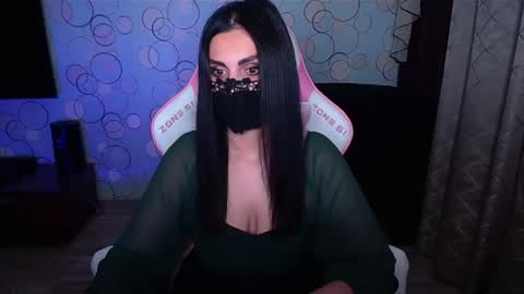   Yasmina   online show from 11.23.25