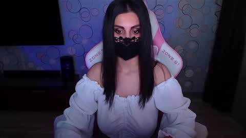   Yasmina   online show from 05.24.26