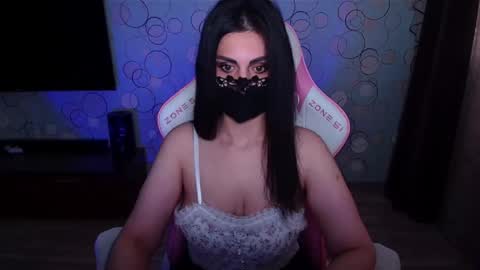   Yasmina   online show from 05.26.26
