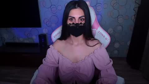   Yasmina   online show from 07.04.26