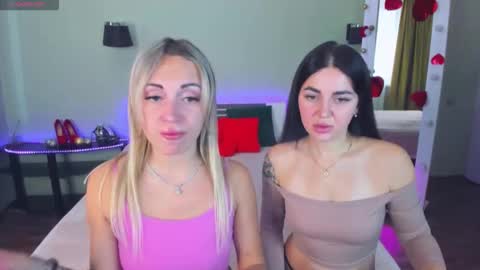 Snapshot of ashley_crashly chatting on 10.05.25 Alina online show from 10.05.25