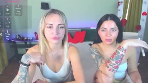 Snapshot of ashley_crashly chatting on 10.31.25 Alina online show from 10.31.25