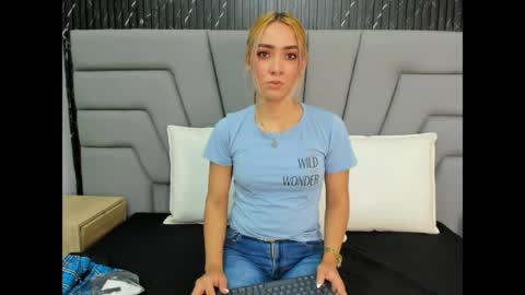 Snapshot of ashley_miller26 chatting on 06.01.26 ashley_miller26 online show from 06.01.26