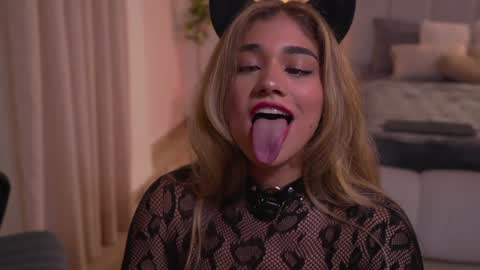  Ashley  online show from 10.31.25