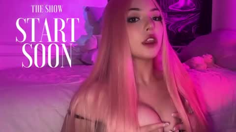 Ashlee Boox   online show from 06.17.26