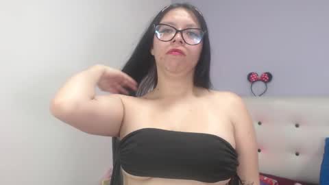 Snapshot of ashleyness chatting on 10.27.25 Ashley online show from 10.27.25