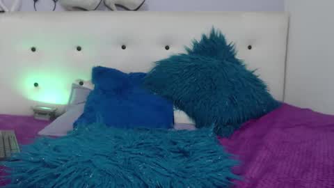 Snapshot of ashleyness chatting on 01.09.26 Ashley online show from 01.09.26