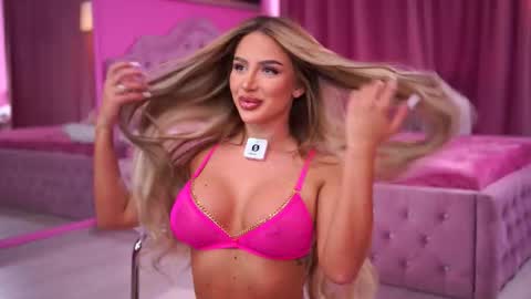 Snapshot of ashleysinnx chatting on 11.07.25 Ashley online show from 11.07.25