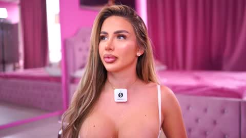 Snapshot of ashleysinnx chatting on 11.09.25 Ashley online show from 11.09.25