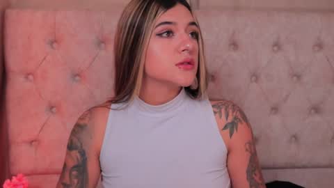 Ashley Lauren online show from 02.12.25