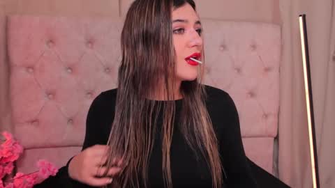 Ashley Lauren online show from 02.14.25