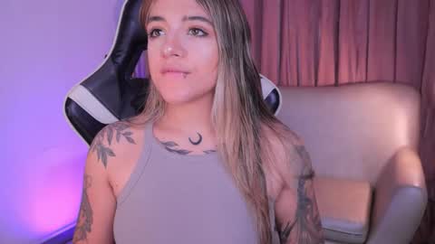 Ashley Lauren online show from 11.12.25