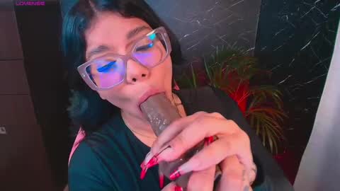 Ashleyy18   online show from 10.31.25