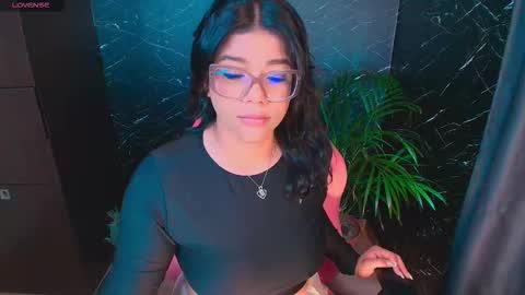 Ashleyy18   online show from 12.21.25