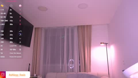 Ashley Fox online show from 12.20.24