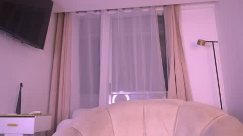 Ashley Fox online show from 02.01.25